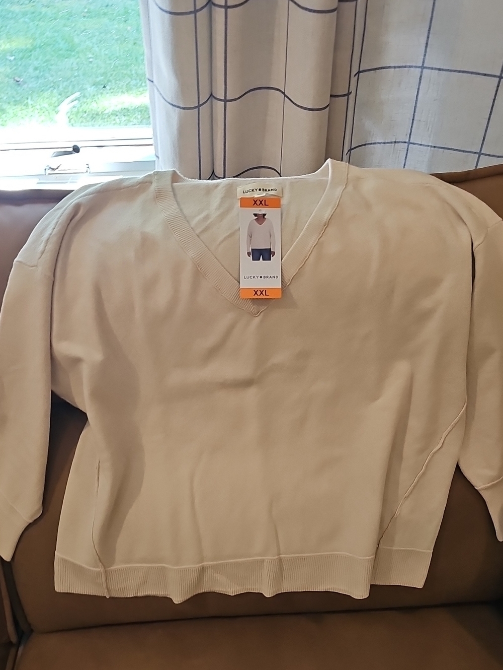 Lucky Brand Nwt  Women's V-Neck Sweater in Cream, XXL